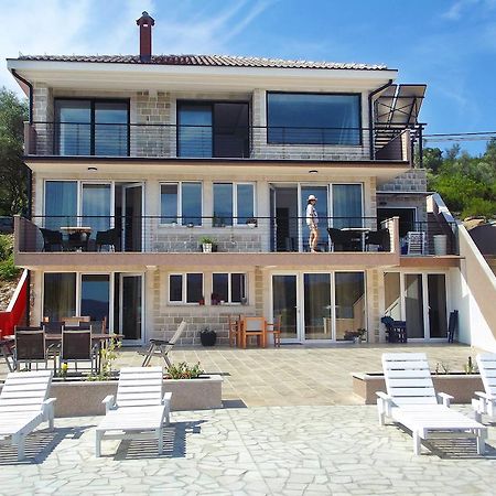 Aruba Apartments Tivat Bagian luar foto