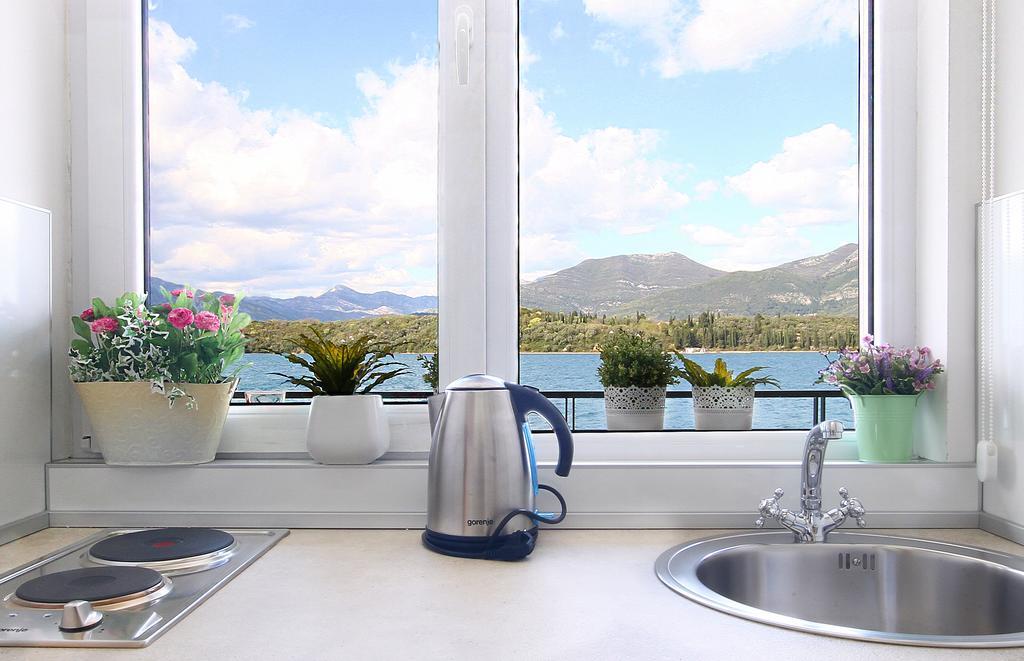 Aruba Apartments Tivat Bagian luar foto