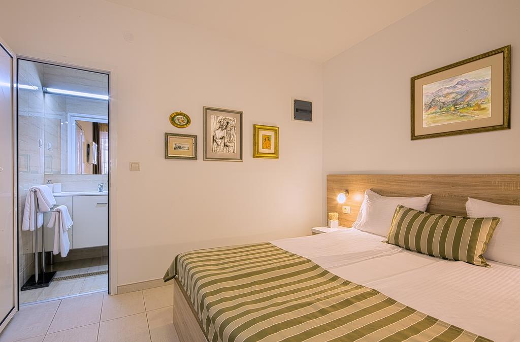 Aruba Apartments Tivat Bagian luar foto