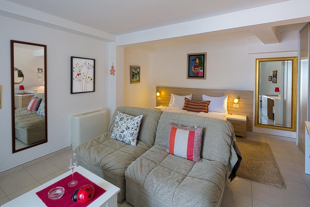 Aruba Apartments Tivat Bagian luar foto