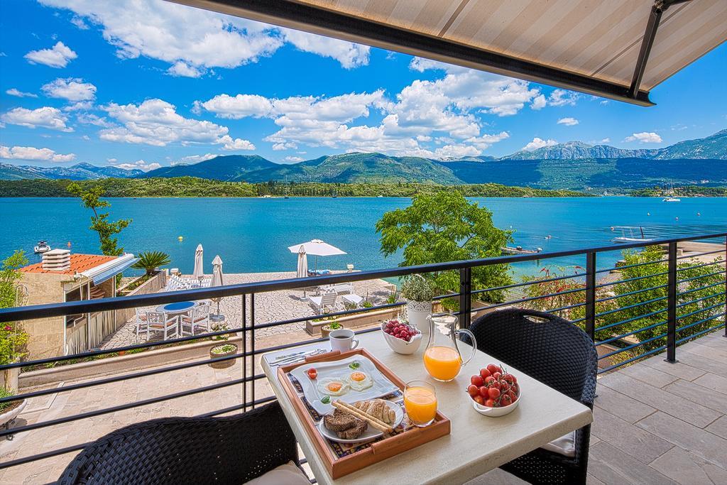 Aruba Apartments Tivat Bagian luar foto